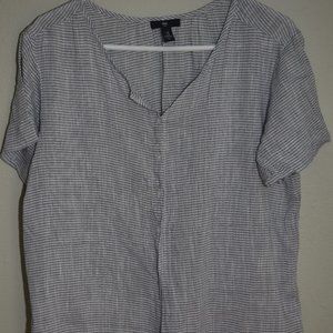 Button-down short sleeve tie t-shirt